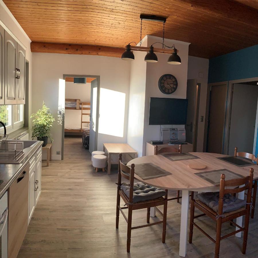 Superbe Appartement Tout Confort Lyaud Luaran gambar
